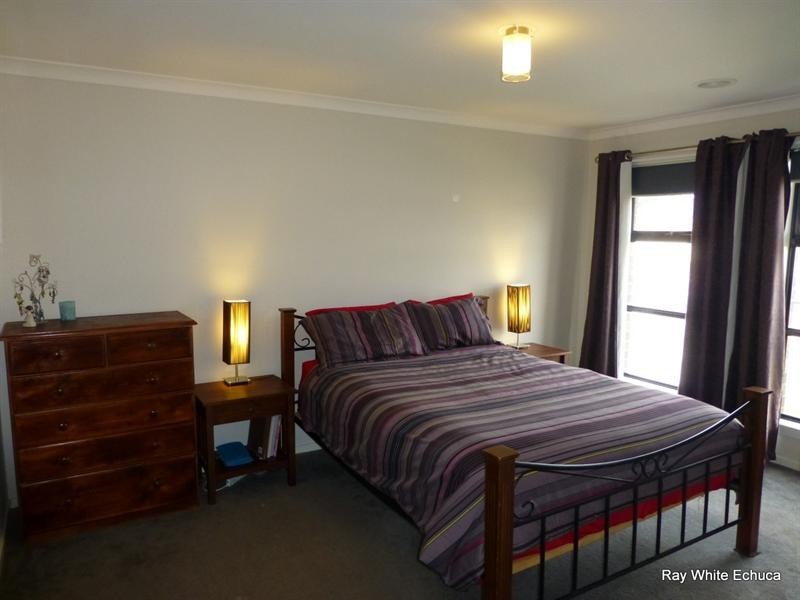 25 McLachlan Road, Echuca VIC 3564