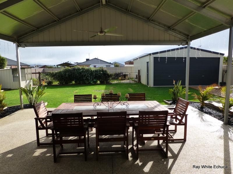 25 McLachlan Road, Echuca VIC 3564