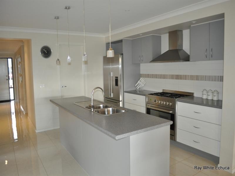 25 McLachlan Road, Echuca VIC 3564