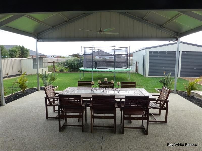 25 McLachlan Road, Echuca VIC 3564