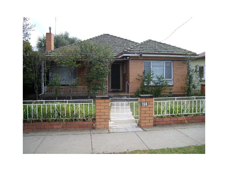 150 Pakenham Street, Echuca VIC 3564