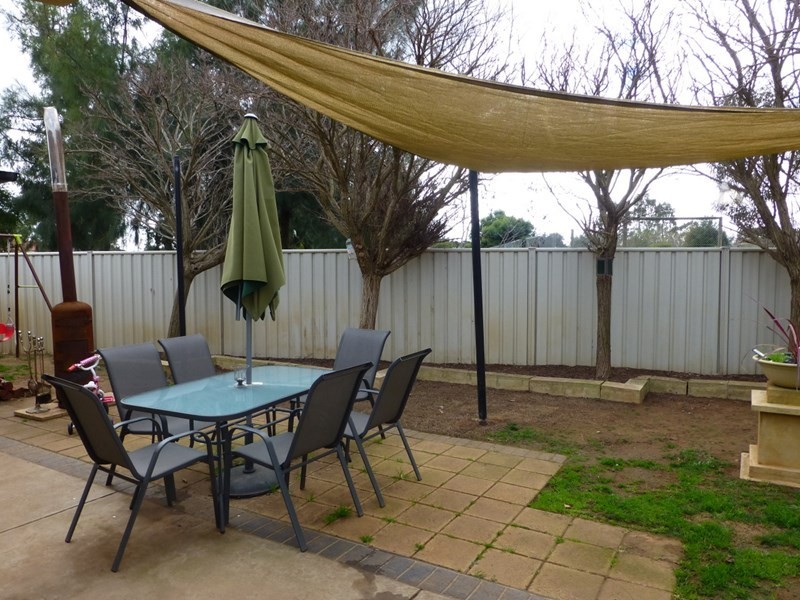 1 Emu Court, Moama NSW 2731