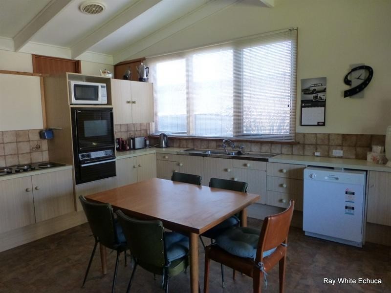 33 Popplewell Street, Moama NSW 2731