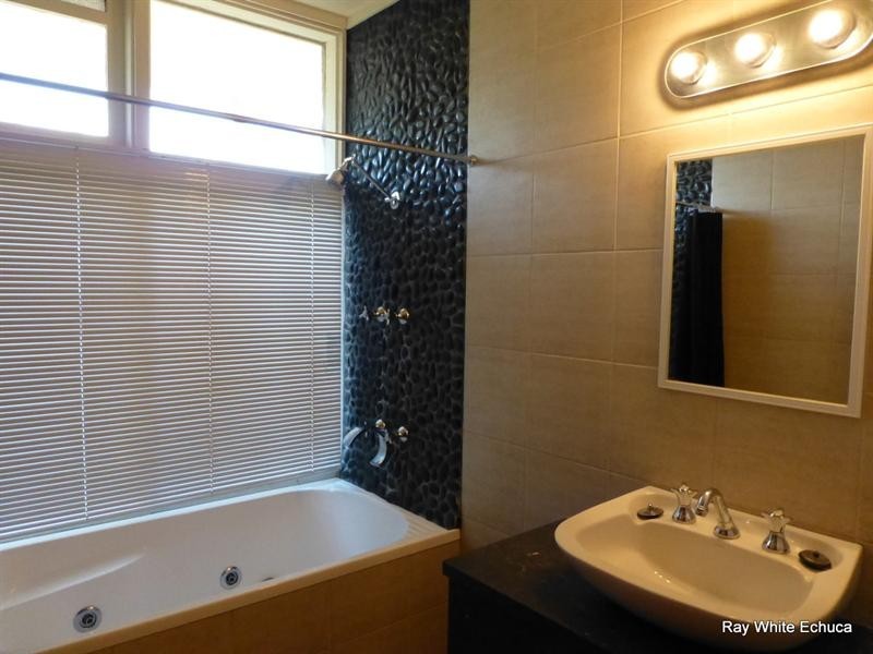 33 Popplewell Street, Moama NSW 2731