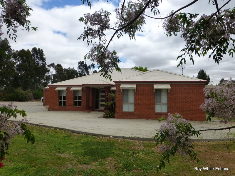 10 Schoeffel Drive, Echuca VIC 3564