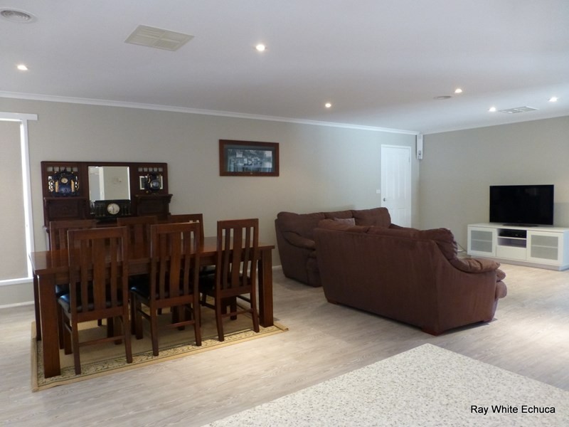 10 Schoeffel Drive, Echuca VIC 3564