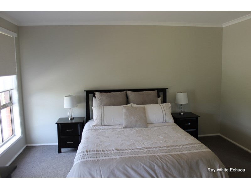 10 Schoeffel Drive, Echuca VIC 3564