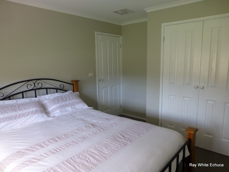 10 Schoeffel Drive, Echuca VIC 3564