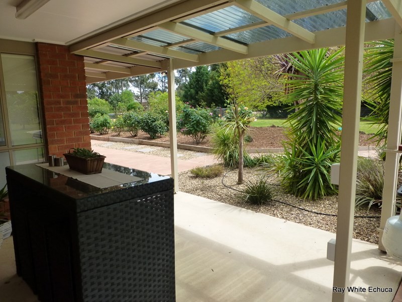 10 Schoeffel Drive, Echuca VIC 3564