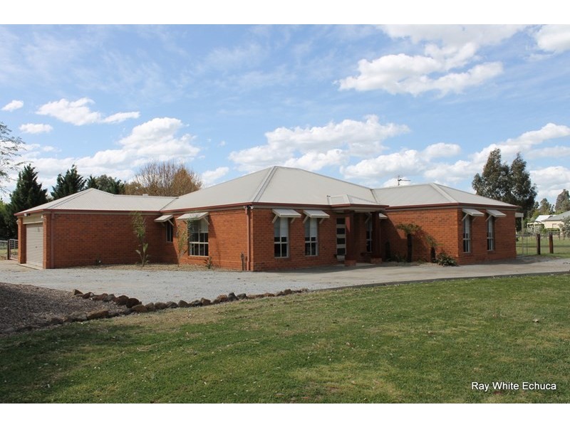 10 Schoeffel Drive, Echuca VIC 3564