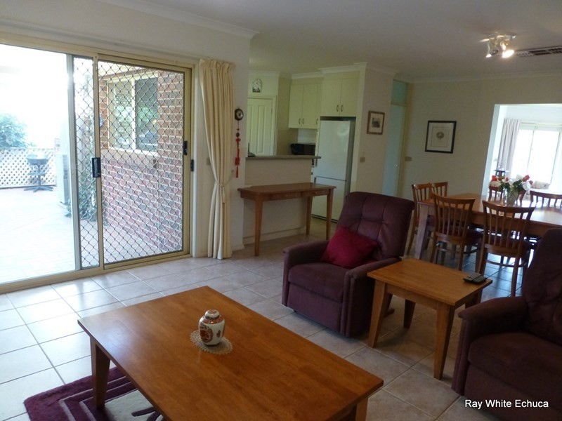 5 Holmfield Court, Moama NSW 2731