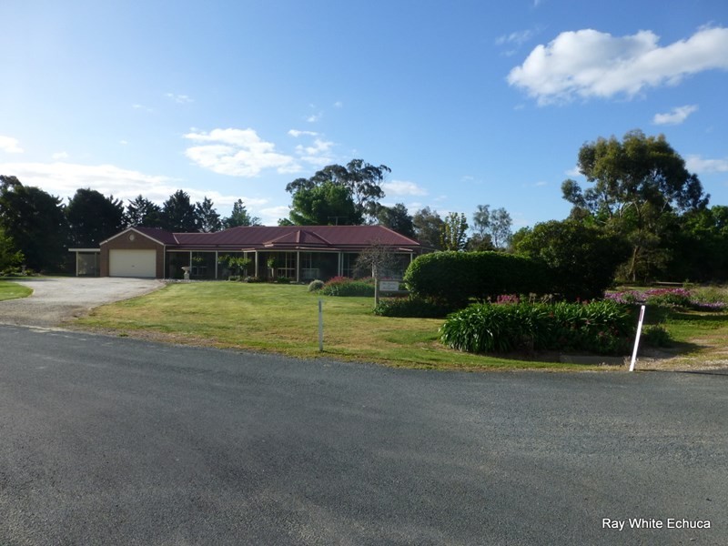 5 Holmfield Court, Moama NSW 2731