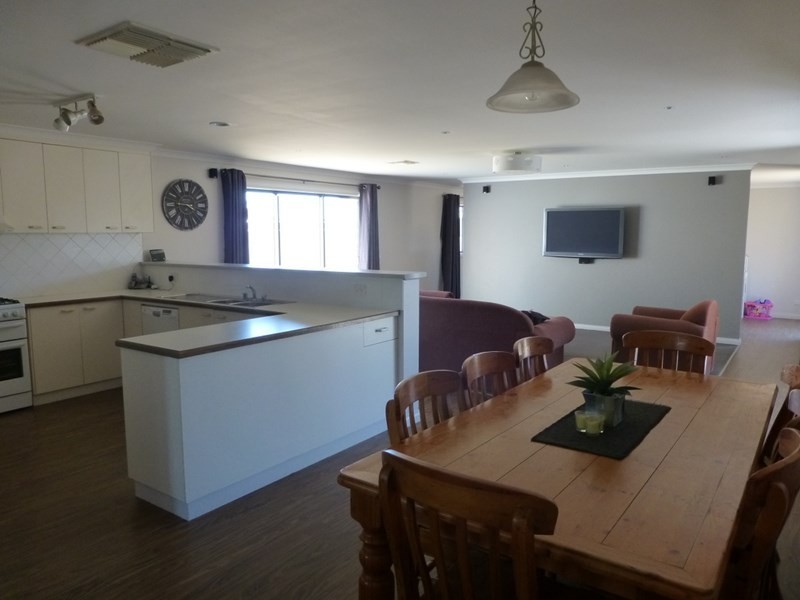 4 McLaren Drive, Moama NSW 2731