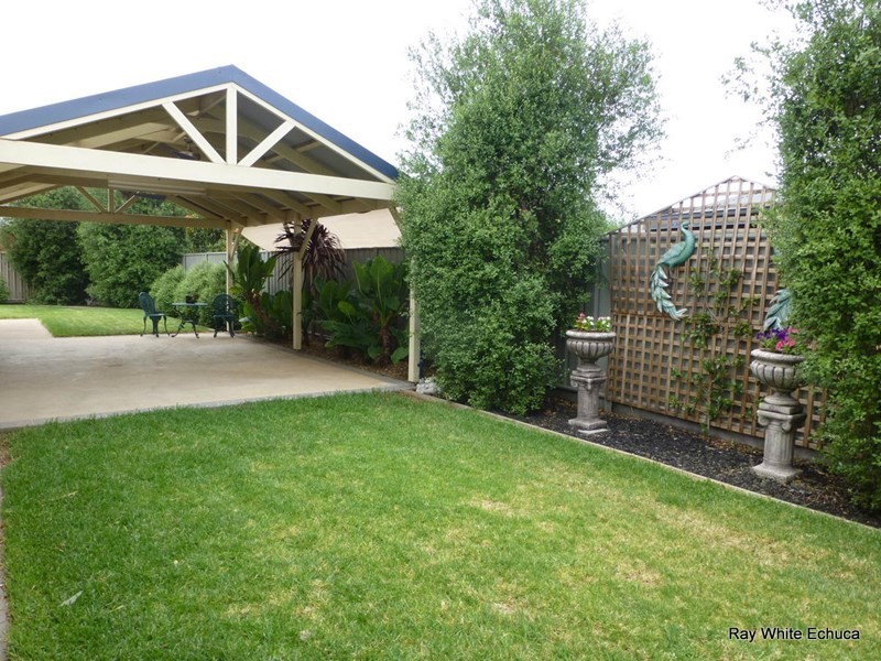 14 Brenton Avenue, Echuca VIC 3564
