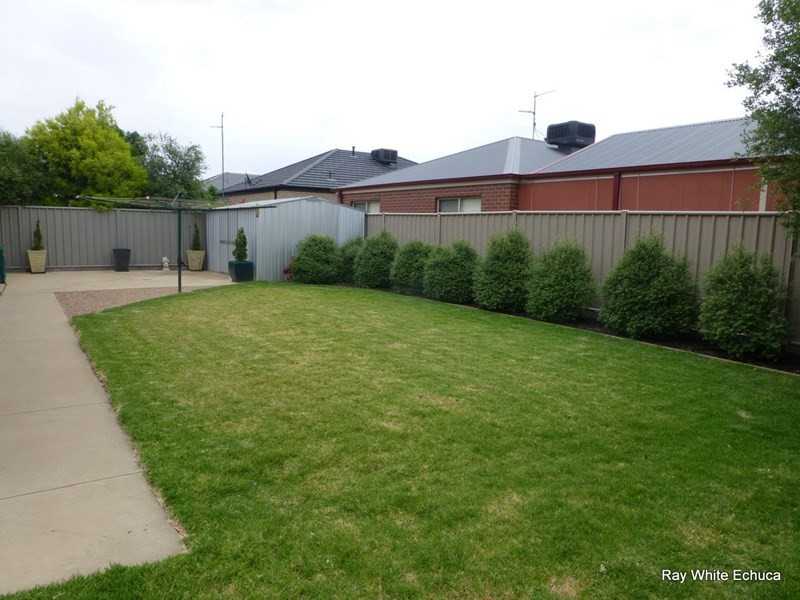 14 Brenton Avenue, Echuca VIC 3564