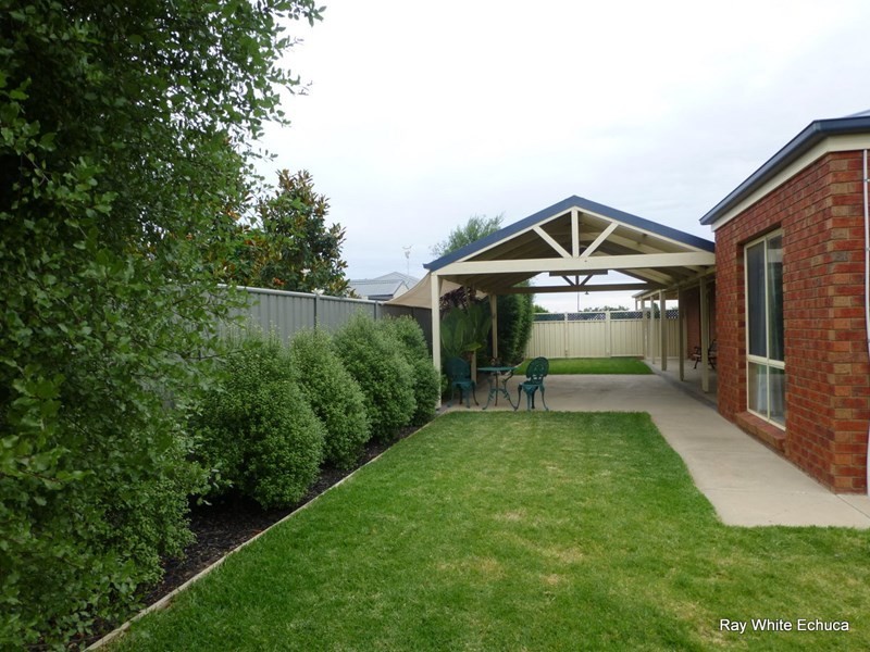14 Brenton Avenue, Echuca VIC 3564
