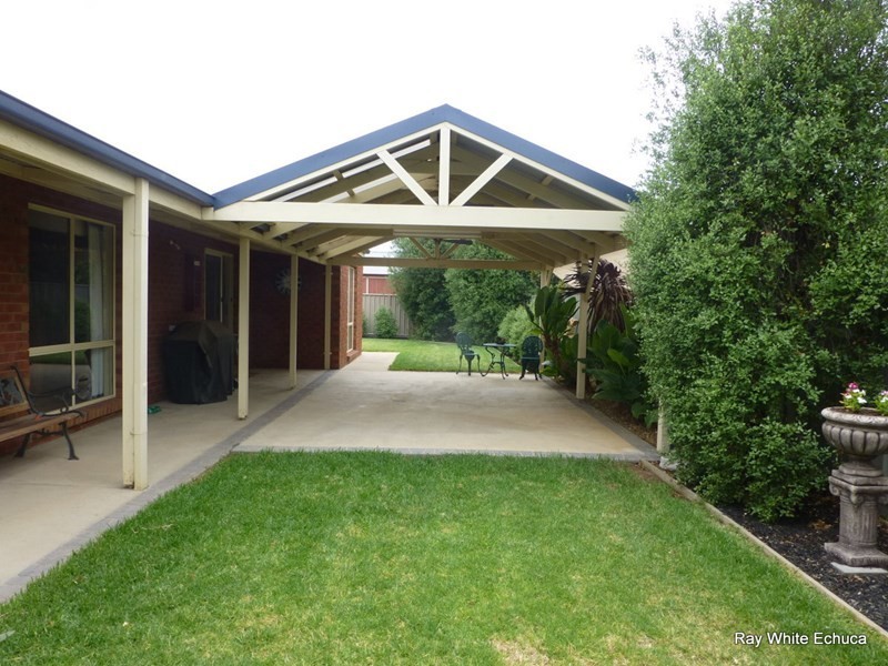 14 Brenton Avenue, Echuca VIC 3564