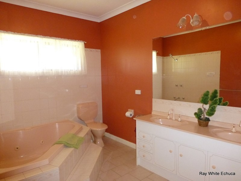 231 Farley Road, Echuca VIC 3564