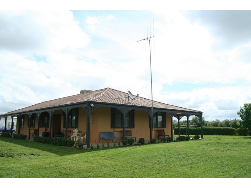 231 Farley Road, Echuca VIC 3564