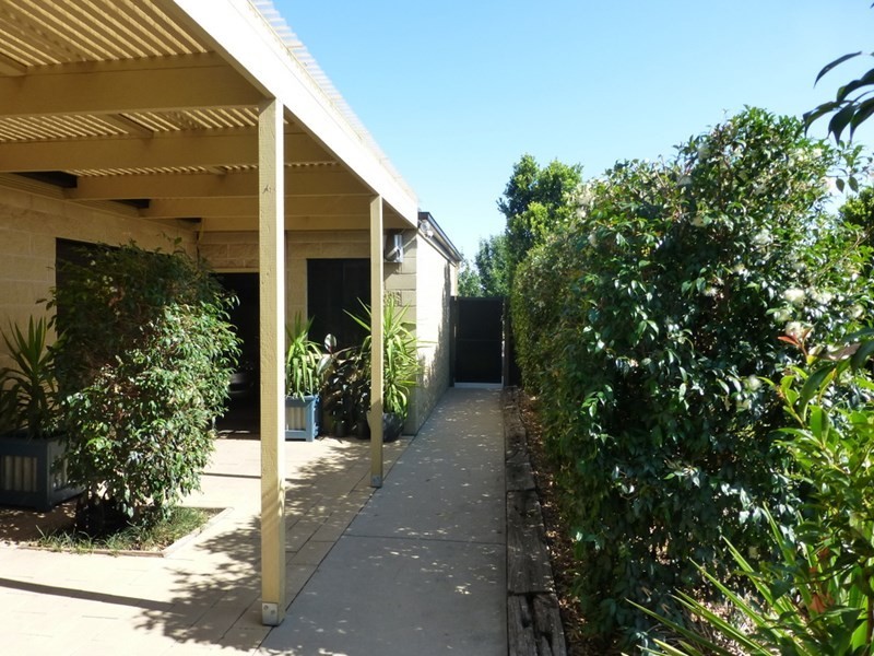 23 Declan Way, Echuca VIC 3564