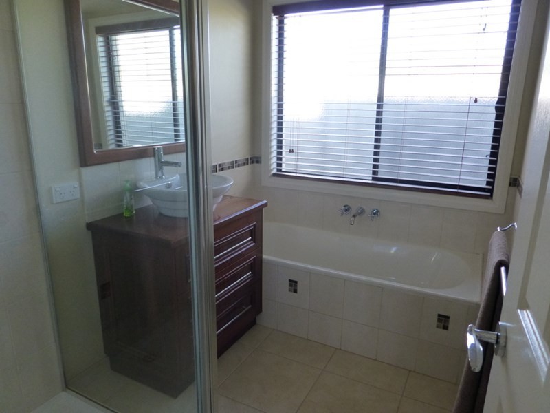 23 Declan Way, Echuca VIC 3564