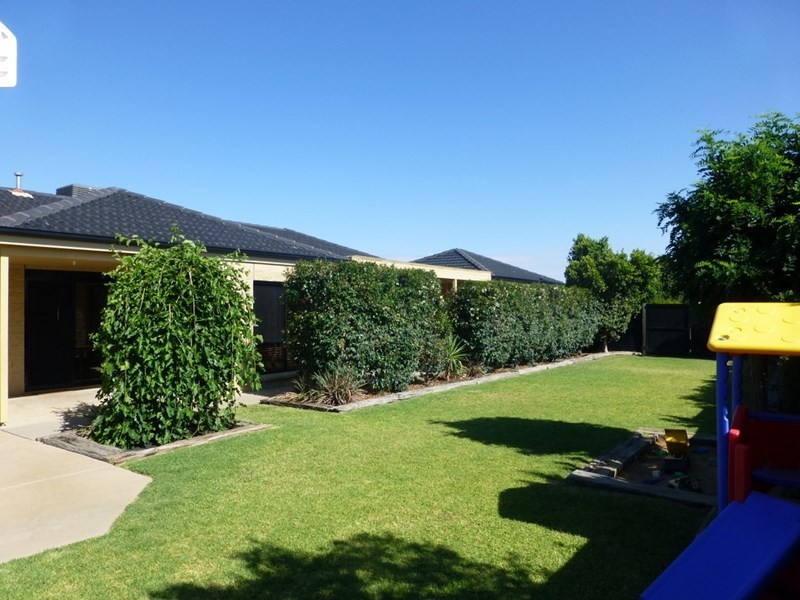 23 Declan Way, Echuca VIC 3564