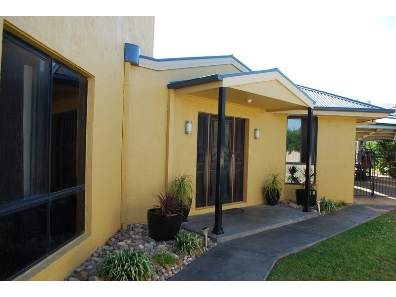 12 Charlton Court, Echuca VIC 3564