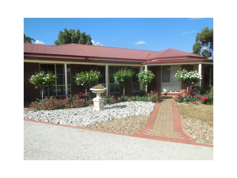 5 Holmfield Court, Moama NSW 2731