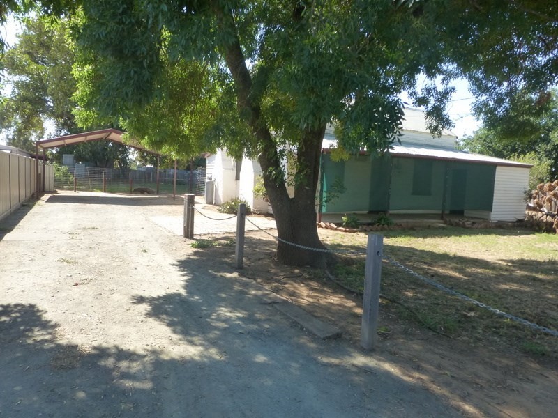 17 Baynes Street, Rochester VIC 3561