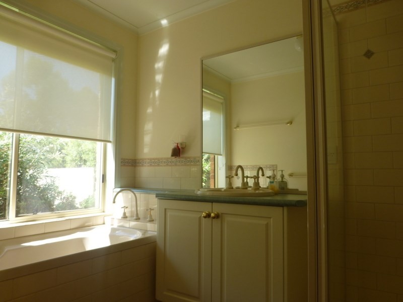 2 Bateman Drive, Echuca VIC 3564