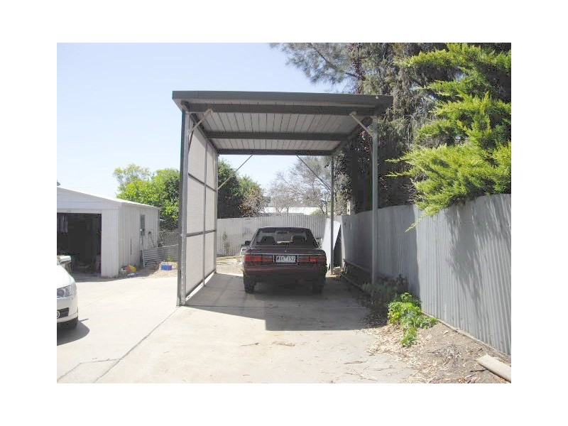 96 High Street, Eaglehawk VIC 3556