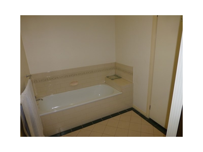 2/83 Annesley Street, Echuca VIC 3564