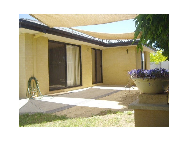 1 Emu Court, Moama NSW 2731