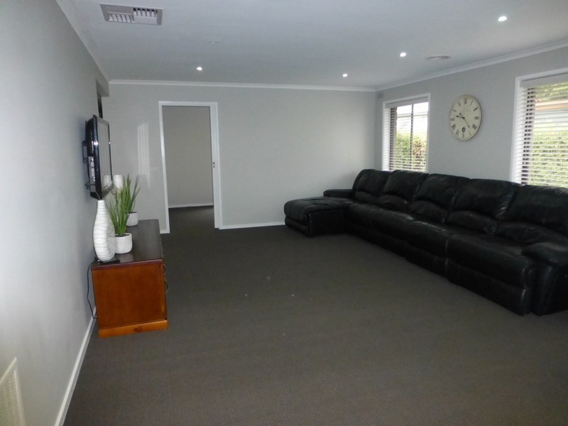 9 Pevensey Place, Moama NSW 2731