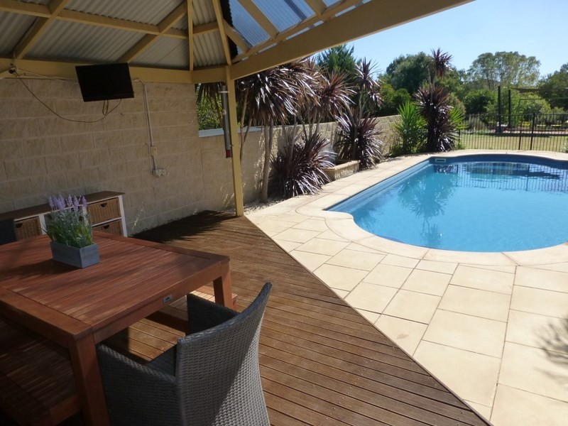 30 Village Court, Echuca VIC 3564