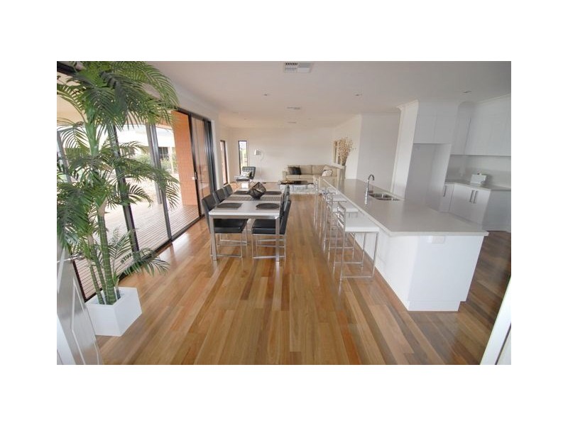 2 Burgundy Court, Moama NSW 2731