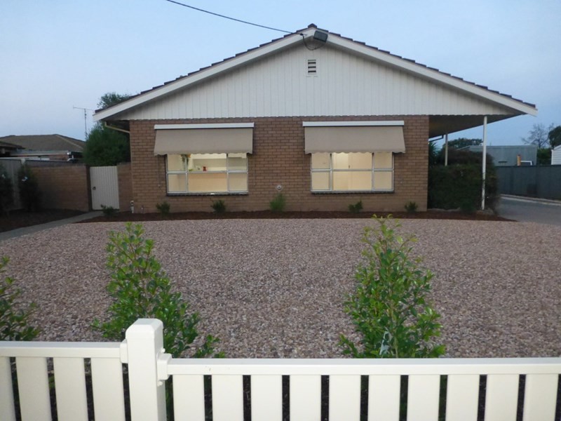1/336 High Street, Echuca VIC 3564