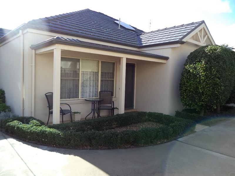 2/83 Hare Street, Echuca VIC 3564