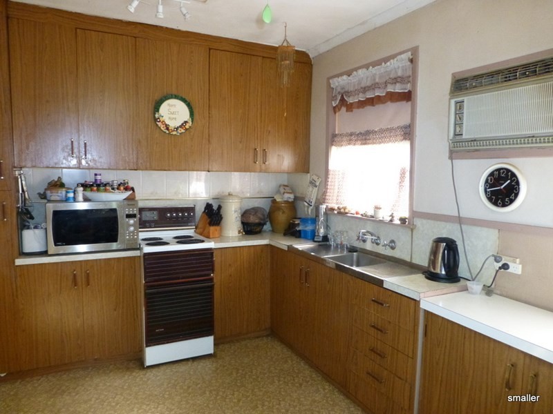 240 Ogilvie Avenue, Echuca VIC 3564