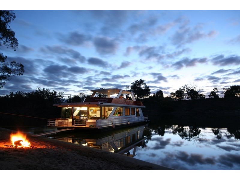 00 Murray River, Echuca VIC 3564