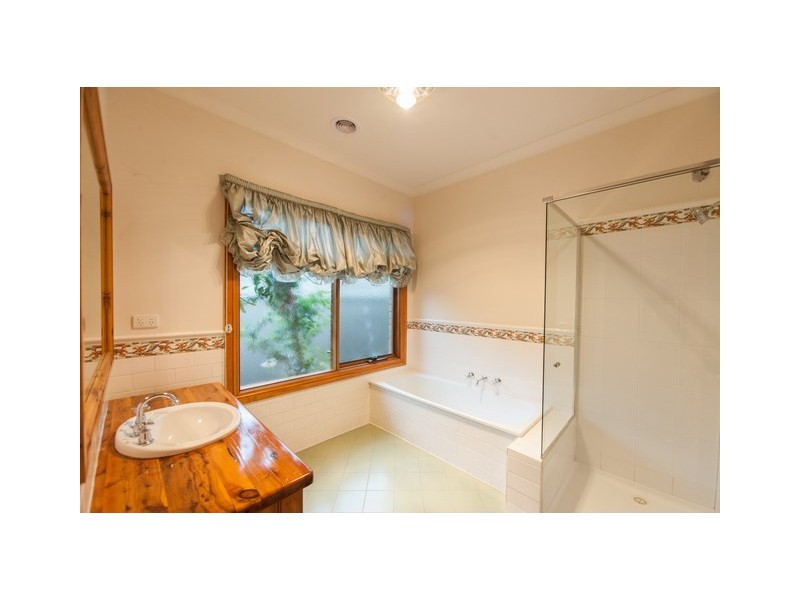 60 Hopwood Street, Echuca VIC 3564