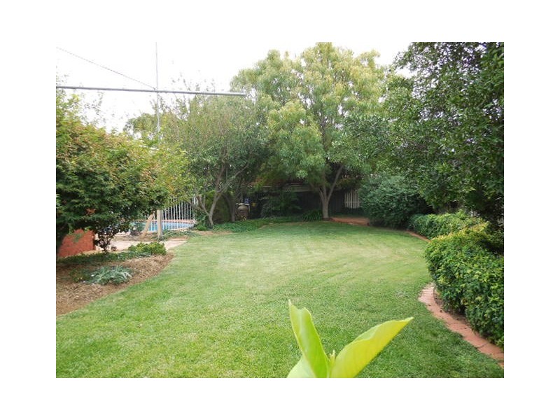 60 Hopwood Street, Echuca VIC 3564