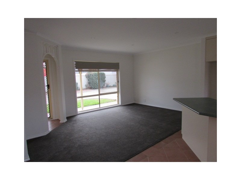 2/126 Sturt Street, Echuca VIC 3564