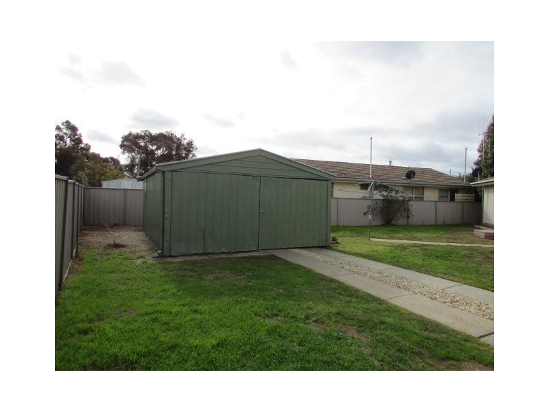 33 Dobinson Street, Echuca VIC 3564