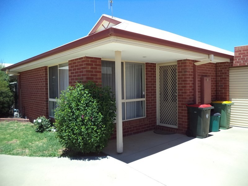2/115-117 Shackell Street, Echuca VIC 3564