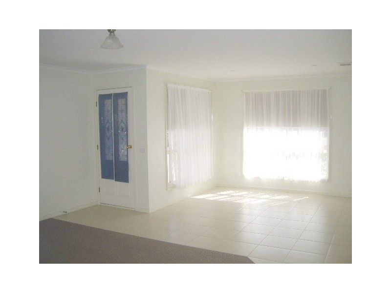 2/115-117 Shackell Street, Echuca VIC 3564