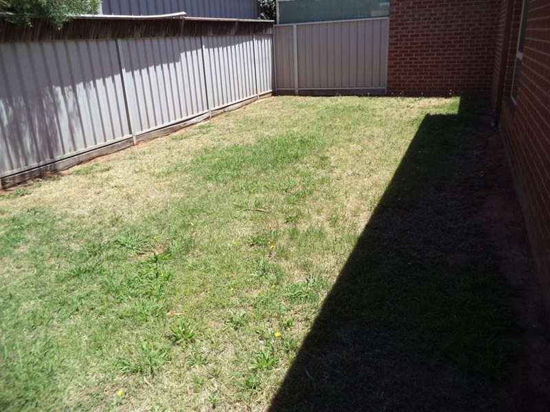 2/115-117 Shackell Street, Echuca VIC 3564