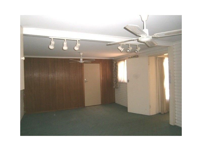 305 Ogilvie Avenue, Echuca VIC 3564