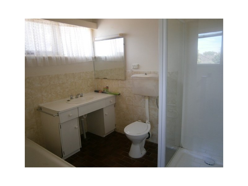 305 Ogilvie Avenue, Echuca VIC 3564