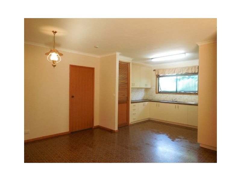 32 Hillview Avenue, Moama NSW 2731